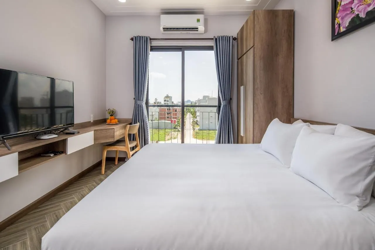 Triple Apartment Khue My Dong Da Nang Hotel