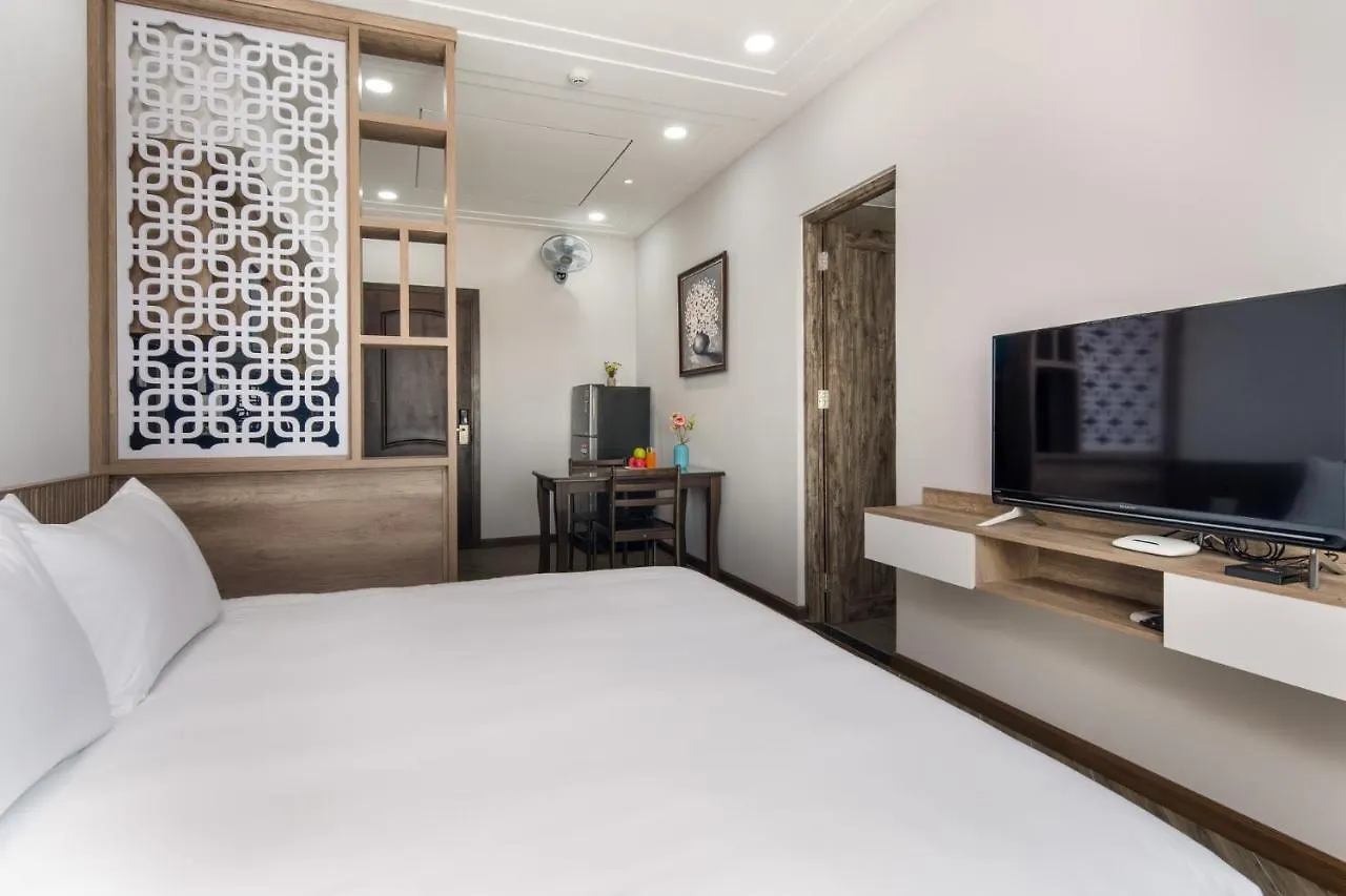 Triple Apartment Khue My Dong Da Nang 3*,