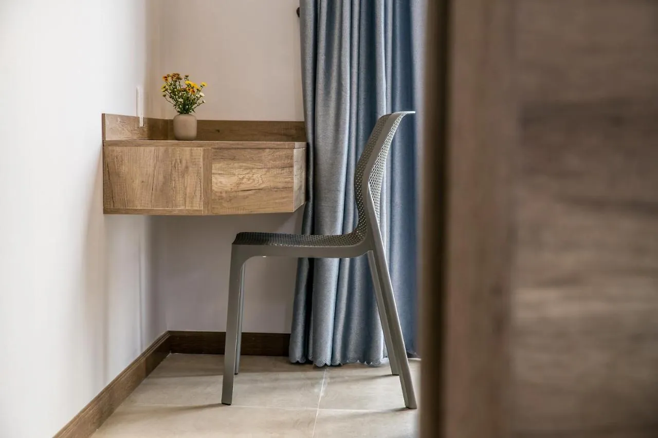 Triple Apartment Khue My Dong Da Nang Vietnam