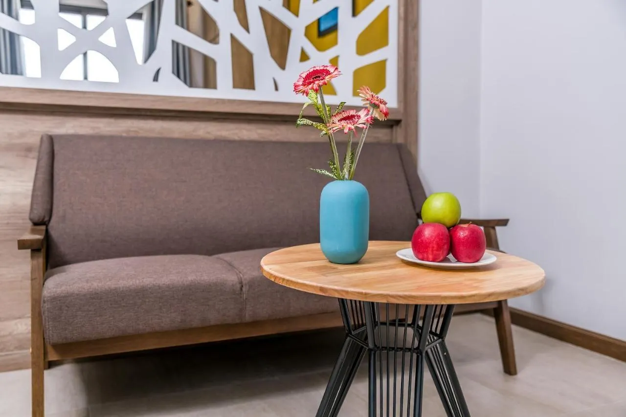 Triple Apartment Khue My Dong Da Nang 3*,